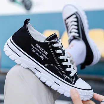 2023 Bahar Yeni Hafif Nefes Düşük top Sneakers Moda kanvas ayakkabılar Kore Versiyonu Trendi rahat erkek ayakkabıları