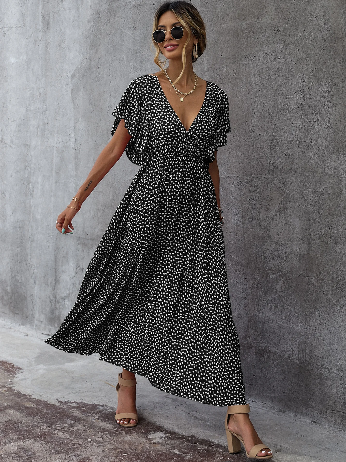 LiTi Baskı Kadın yaz elbisesi 2022 Yeni Moda Çiçek V Yaka Elbise - 0