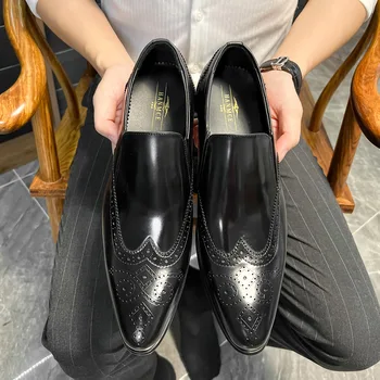 Lüks Erkekler Brogue İngiliz Oxford Elbise Ayakkabı Erkek Beyefendi Hakiki Deri Ayakkabı Zapatos Hombre Flats erkek mokasen ayakkabıları