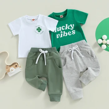 Yürümeye başlayan çocuk yaz giysileri Seti Bebek Mektup Yonca Baskı Kısa Kollu Yuvarlak Boyun T-Shirt + Düz Renk İpli Pantolon